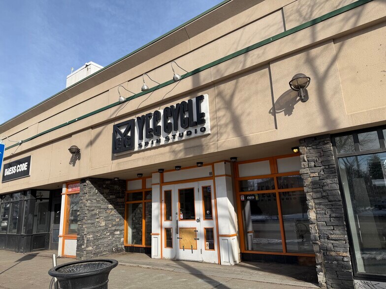 More Photos Of 10624-10642 82nd Ave NW, Edmonton Storefront For Lease