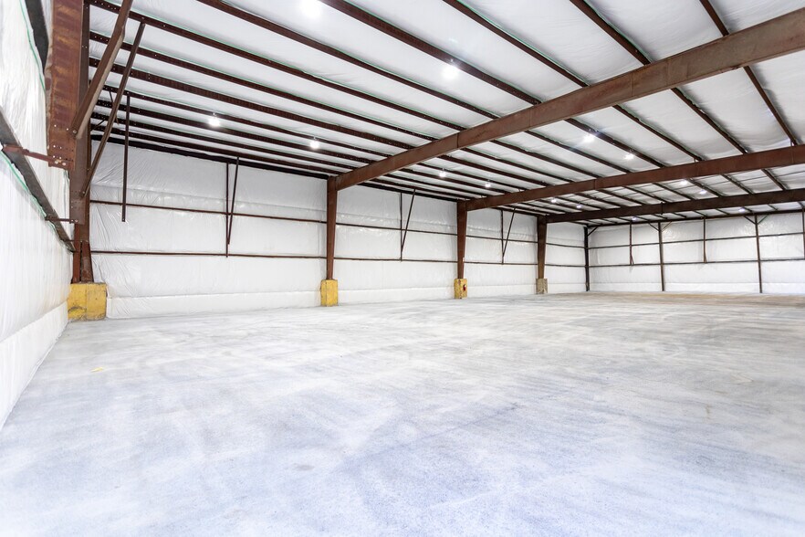 More Photos Of 1209 W Market St, Smithfield Industrial For Sale