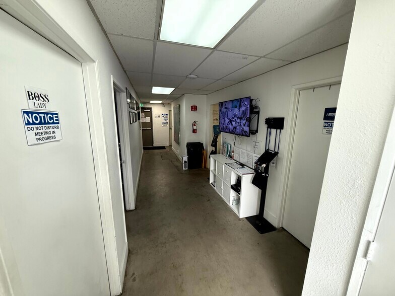 More Photos Of 1447 Santa Fe Ave, Long Beach Manufacturing For Sale