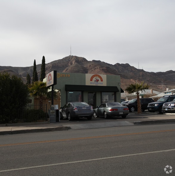 More Photos Of 2519 N Piedras St, El Paso Restaurant For Sale