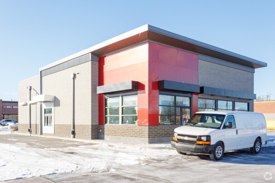 More Photos Of 33111-33251 Plymouth Rd, Livonia Unknown For Lease