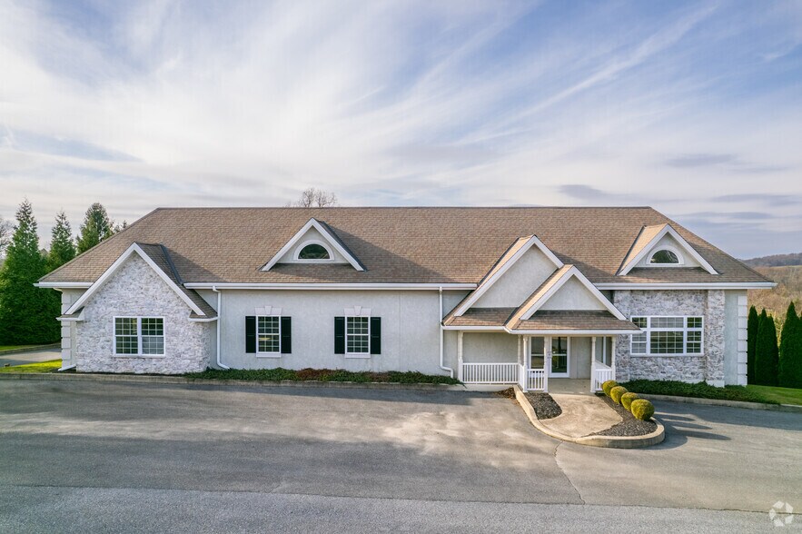 More Photos Of 939 Pottstown Pike, Chester Springs Office For Sale