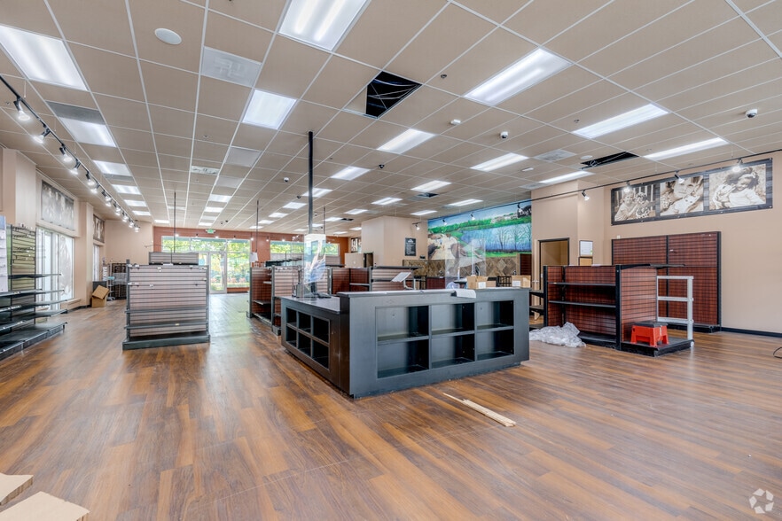 More Photos Of 2510-2520 Quarry Lake Dr, Baltimore Unknown For Lease