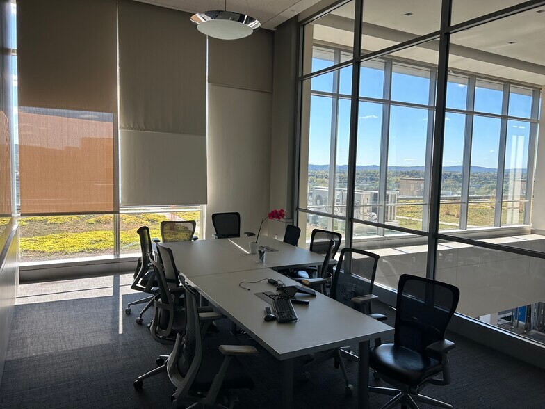 More Photos Of 835 W Hamilton St, Allentown Apartments For Lease