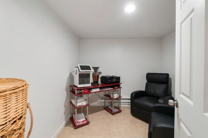 More Photos Of 2516-2520 N Charles St, Baltimore Apartments For Sale