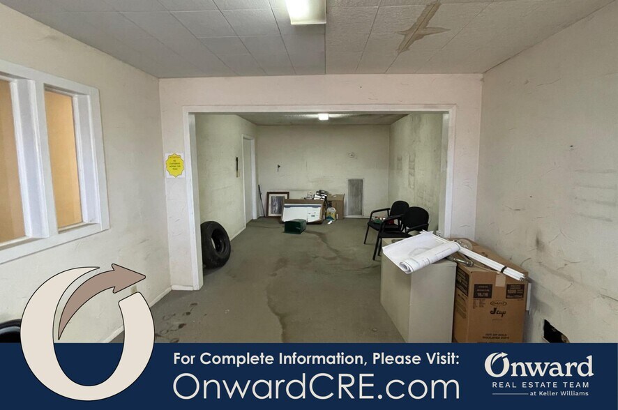 More Photos Of 1037 Industrial Blvd, Hewitt Distribution For Lease