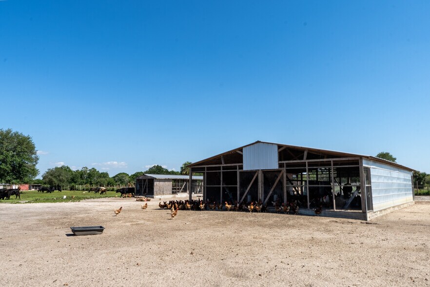 More Photos Of 21810 NW 270th St, Okeechobee Specialty For Sale