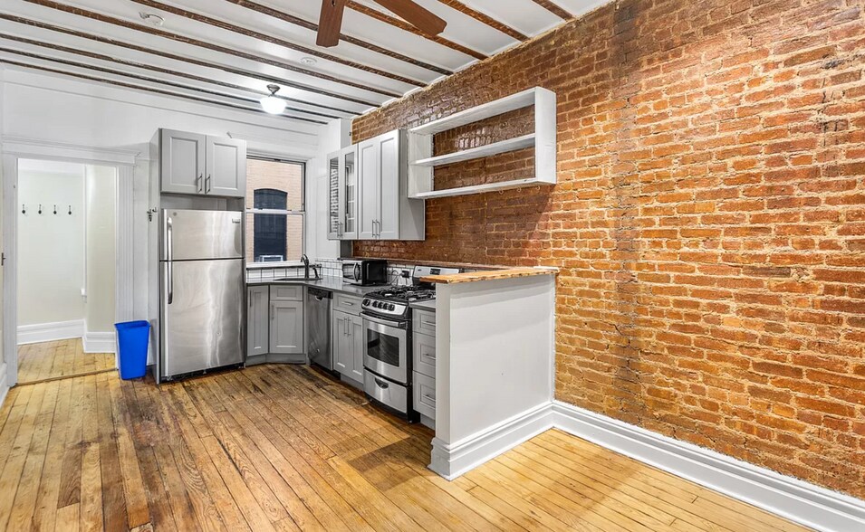 More Photos Of 662 Madison St, Brooklyn Apartments For Sale