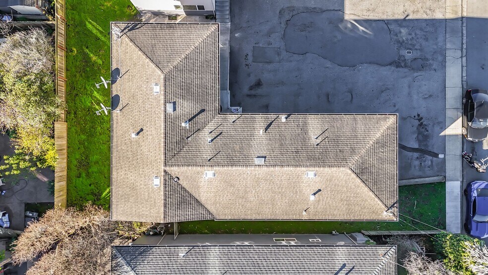 More Photos Of 470 Willow Ave, Half Moon Bay Apartments For Sale