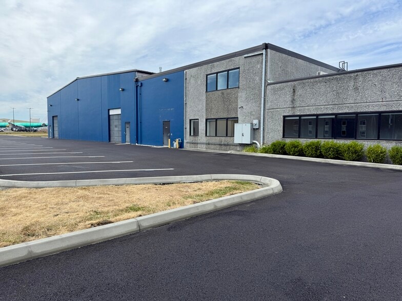 More Photos Of 3102 100th St SW, Everett Warehouse For Lease