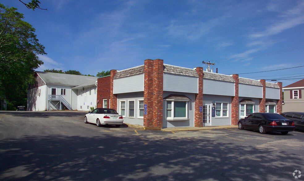 Primary Photo Of 62 Main St, Kingston Storefront Retail Office For Lease