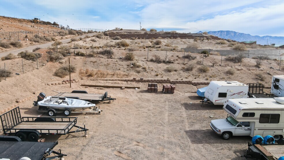 More Photos Of 1050 Carpenter St NE, Rio Rancho Industrial For Sale