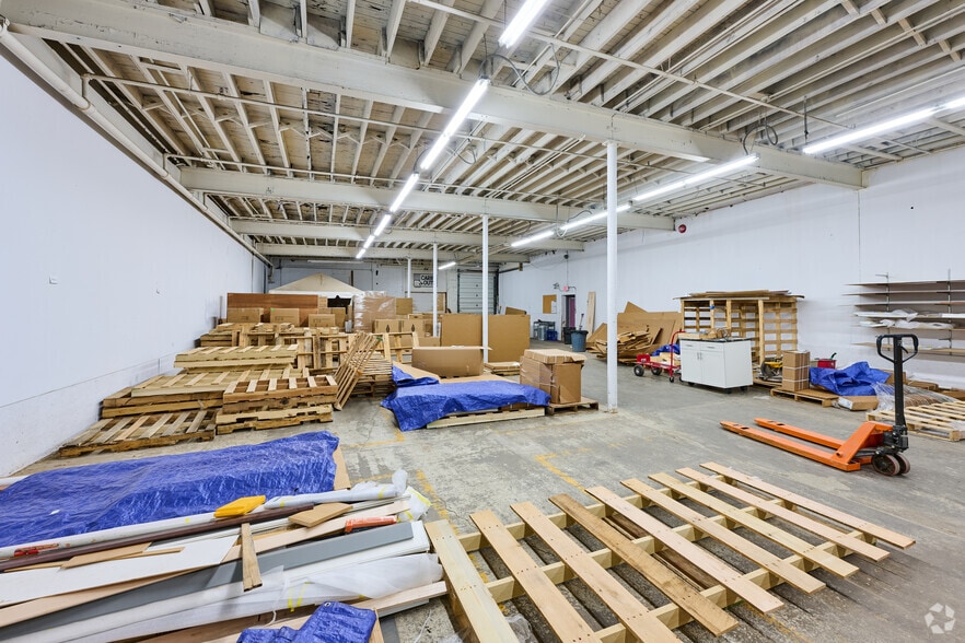 More Photos Of 107 Norris Dr, Rochester Warehouse For Lease