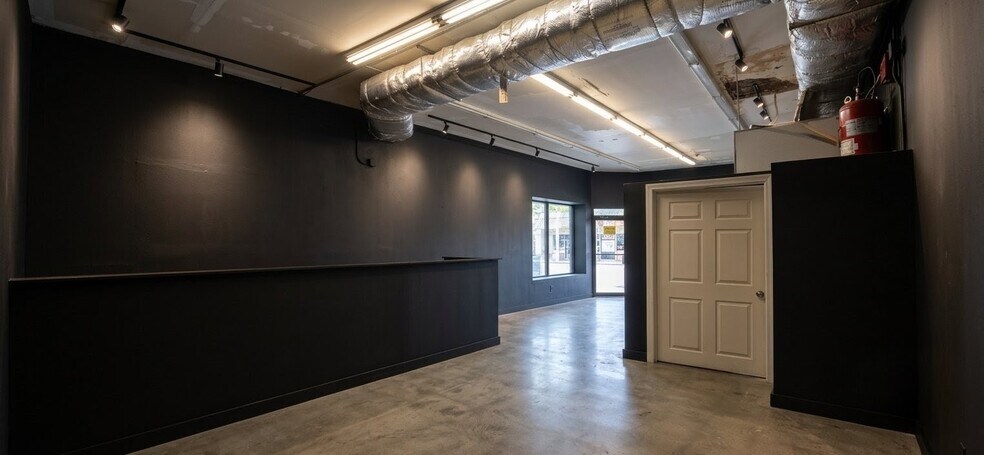 More Photos Of 576 Ridgewood Ave, Brooklyn Storefront Retail Residential For Lease