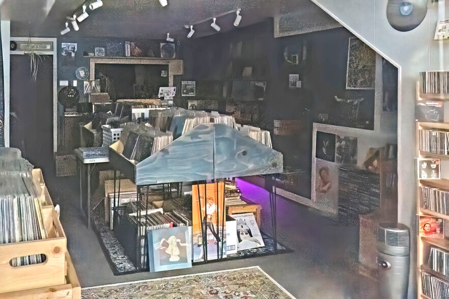 More Photos Of 821-825 Bay St, Port Orchard Storefront Retail Residential For Sale