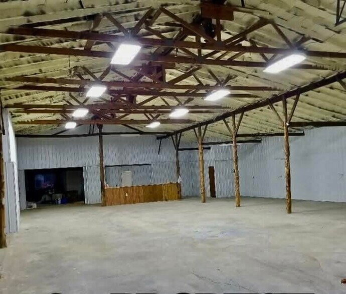 More Photos Of 74 Boat Park Ln, Monticello Warehouse For Sale