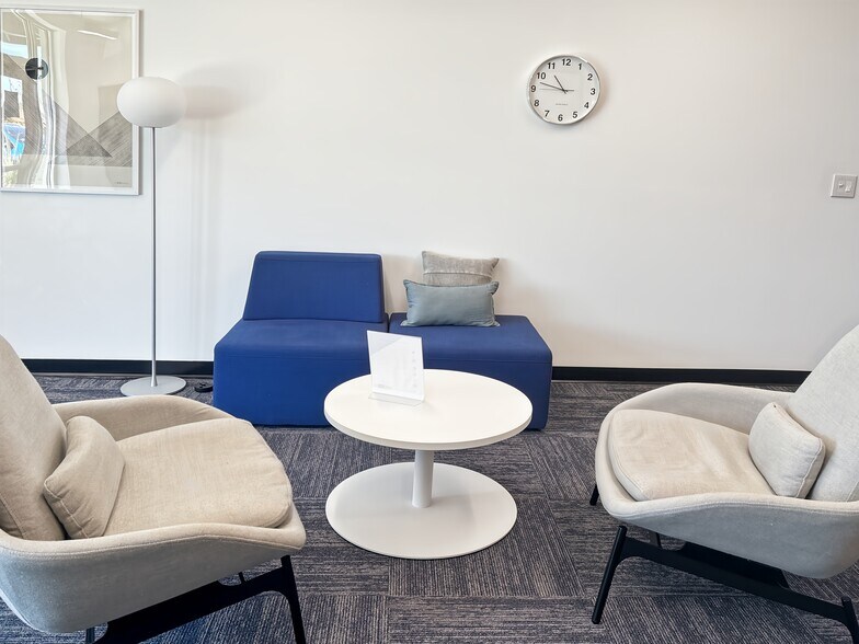 More Photos Of 5935 Rivers Ave, North Charleston Coworking Space