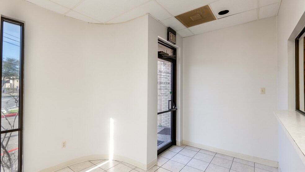 More Photos Of 1201 Briarcrest Dr, Bryan Medical For Sale