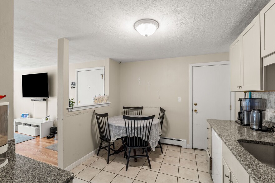 More Photos Of 32 Bradford St, Concord Apartments For Sale