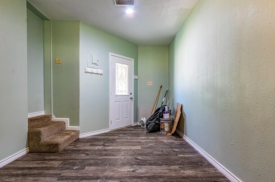 More Photos Of 229 Bishop, Livingston Apartments For Sale