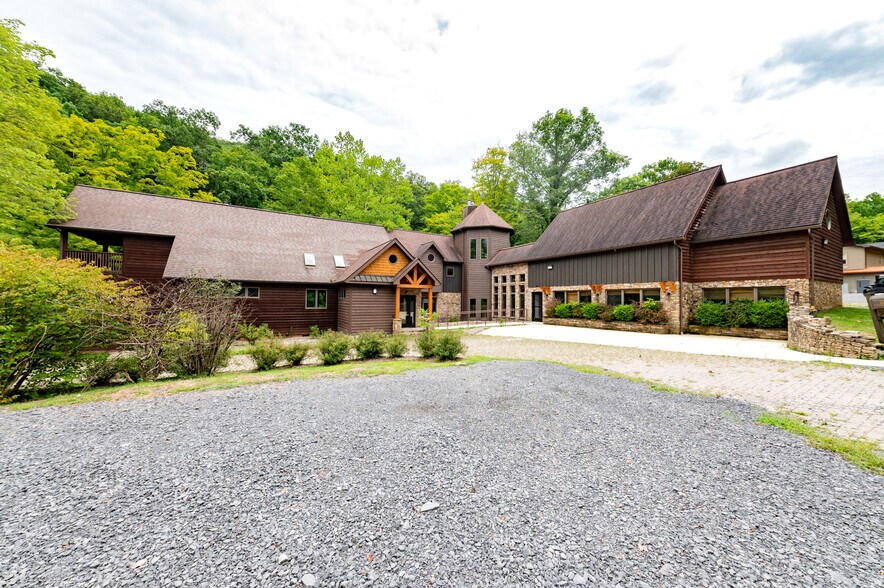 More Photos Of 3313 Four H Camp Rd, Morgantown Specialty For Sale