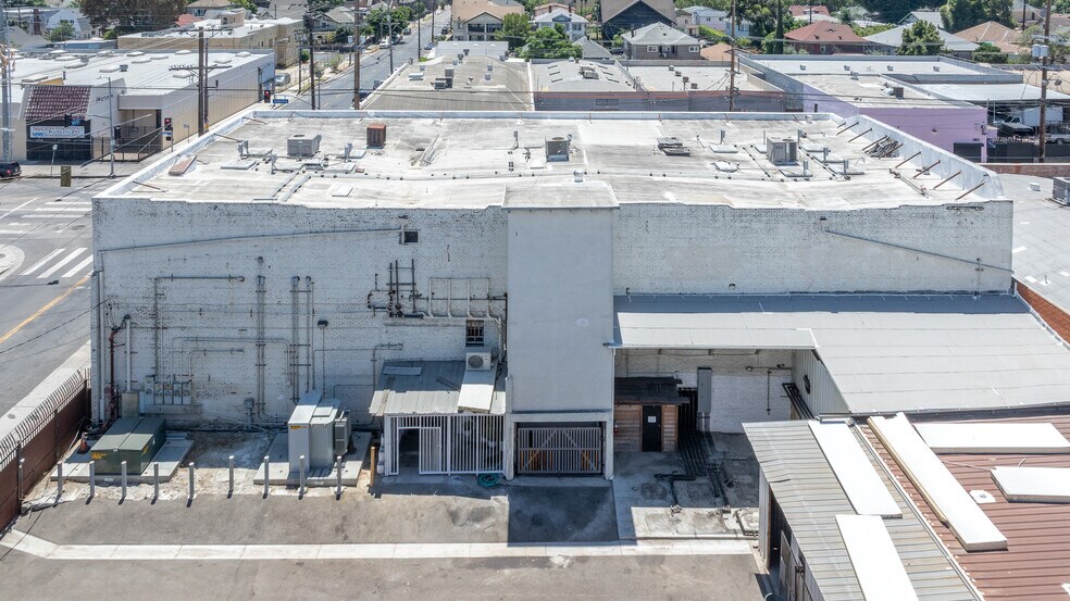 More Photos Of 197 E Jefferson Blvd, Los Angeles Warehouse For Sale