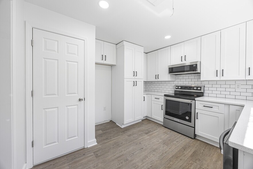 More Photos Of 5015 Forestmont Dr, Matthews Apartments For Sale