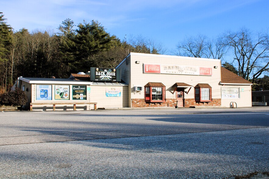 Primary Photo Of 107 Maple St, Barnstead Restaurant For Sale