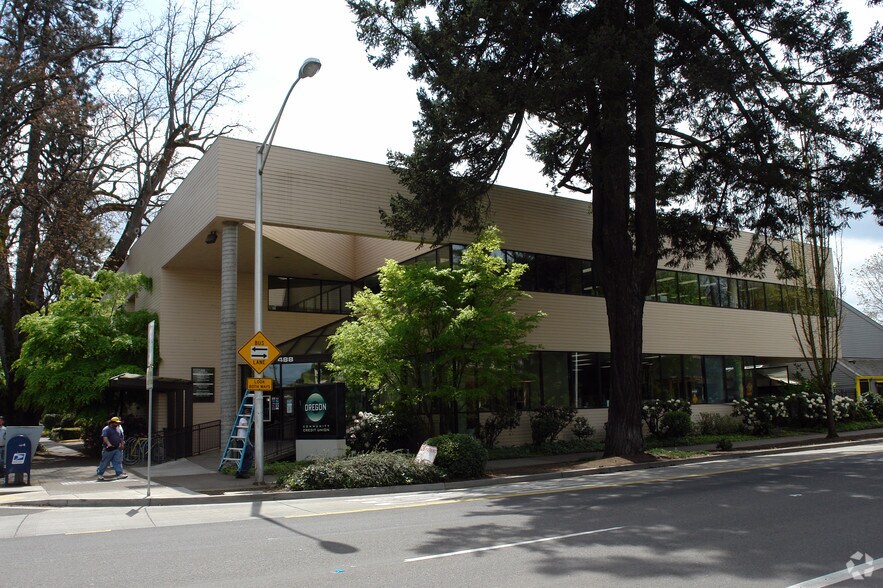 More Photos Of 488 E 11th Ave, Eugene Office For Lease