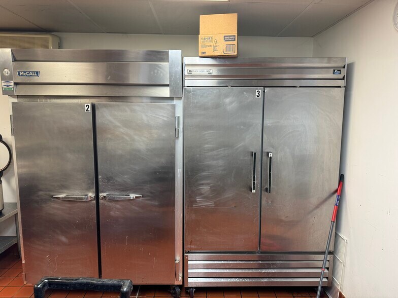 More Photos Of 200 S Main St, Pine Island Restaurant For Sale