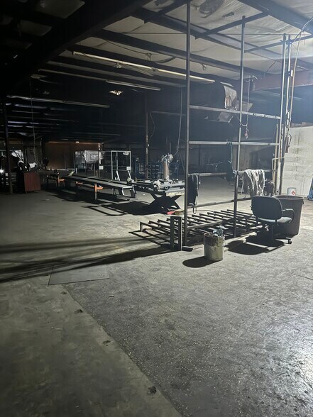 More Photos Of 10305 County Road 51, Lexington Light Distribution For Sale