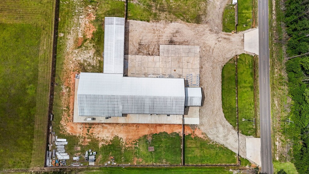 More Photos Of 44530 Hood Rd, Hammond Industrial For Sale