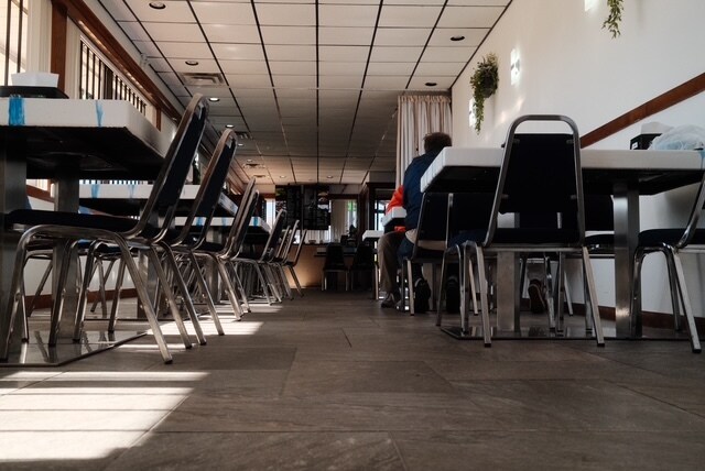 More Photos Of 2801 W I-240 Service Rd, Oklahoma City Restaurant For Sale