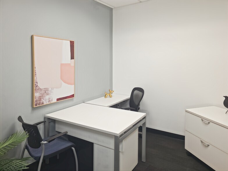 More Photos Of 1 Pierrepont Plz, Brooklyn Coworking Space