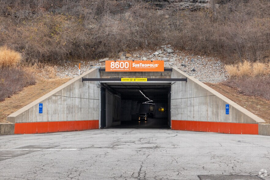 Primary Photo Of 8600 NE Underground Dr, Kansas City Warehouse For Lease