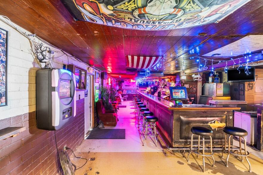 More Photos Of 2747 N Stone Ave, Tucson Restaurant For Sale