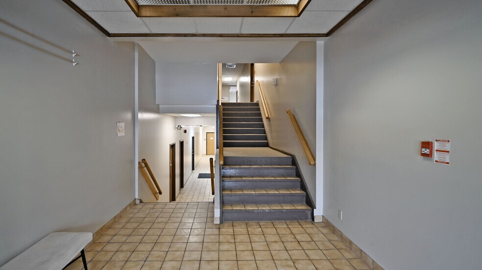 More Photos Of 72 Mill St, Halton Hills Office Residential For Sale