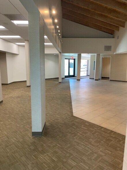 More Photos Of 200 E 4th St, Calexico Bank For Sale
