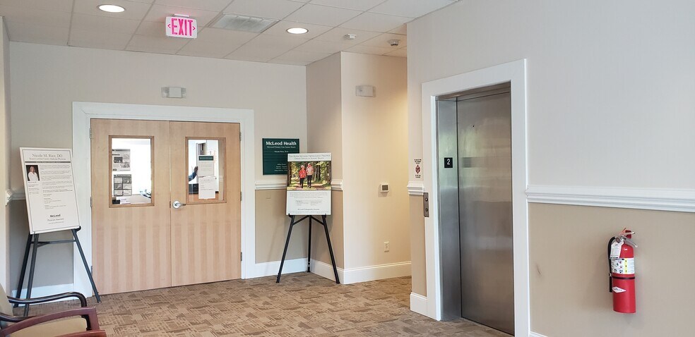 More Photos Of 690 Sunset Blvd N, Sunset Beach Medical For Lease