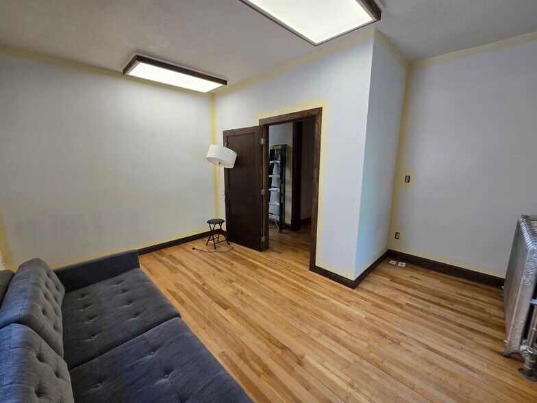 More Photos Of 2409 S Lyndale Ave, Minneapolis Multifamily For Sale