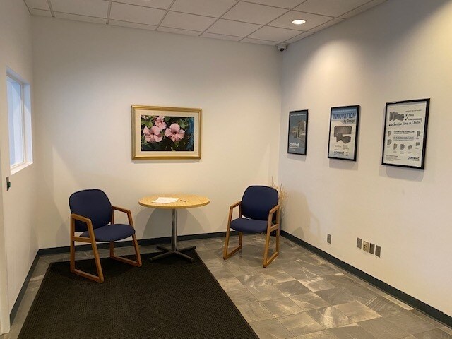 More Photos Of 1-3 Corporate Dr, Danbury Light Manufacturing For Sale