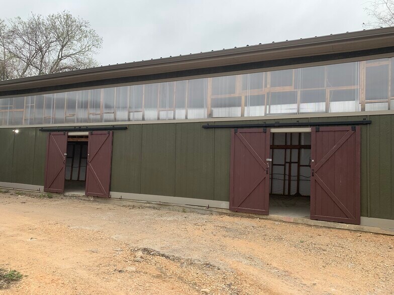 More Photos Of 9909 FM 969, Austin General Retail For Sale