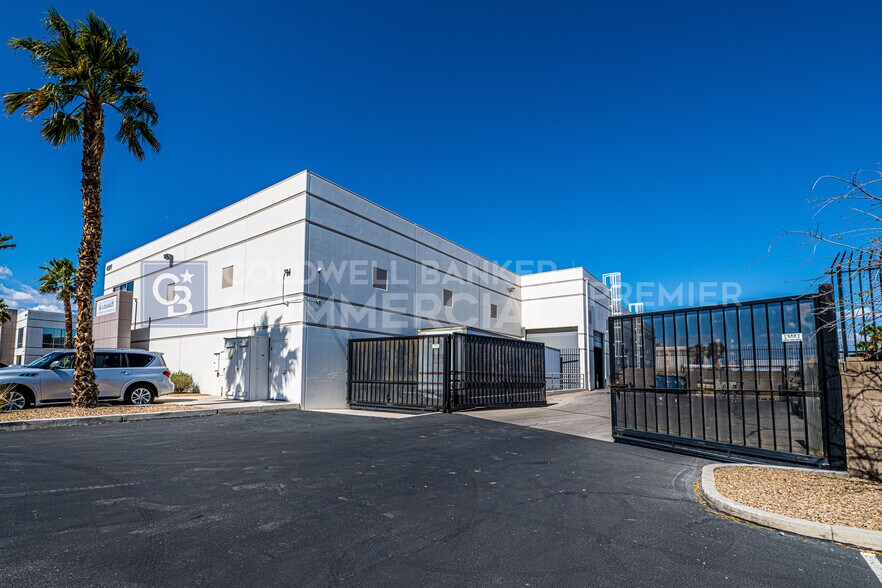 More Photos Of 4377 W Sunset Rd, Las Vegas Warehouse For Sale