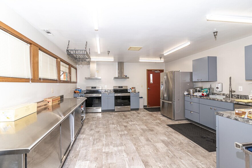 More Photos Of 1640 N Ritter Ave, Indianapolis Medical For Sale