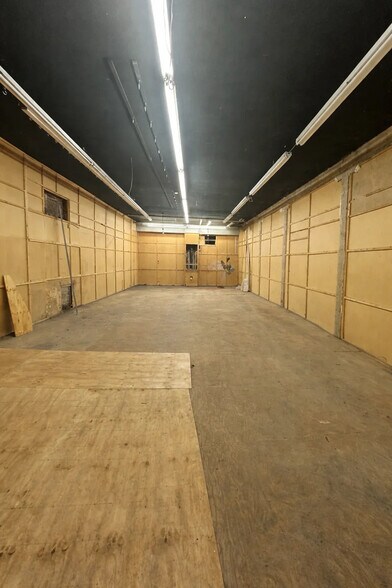 More Photos Of 2748 Broadway, New York Storefront Retail Office For Lease