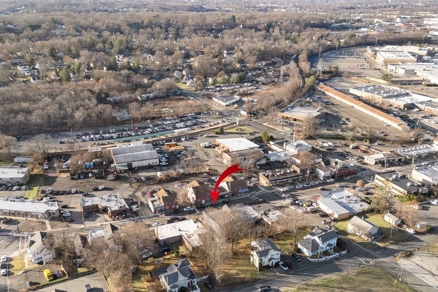 More Photos Of 192 Main St, Nanuet Freestanding For Sale