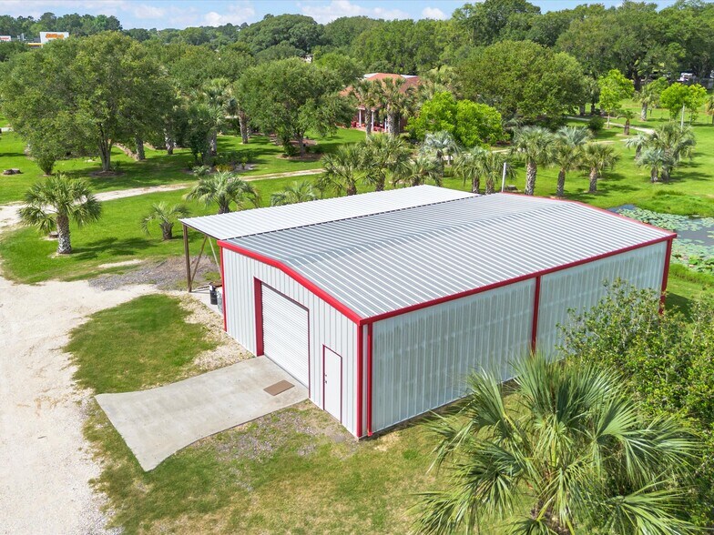 More Photos Of 44235a Interstate 10, Winnie Land For Sale