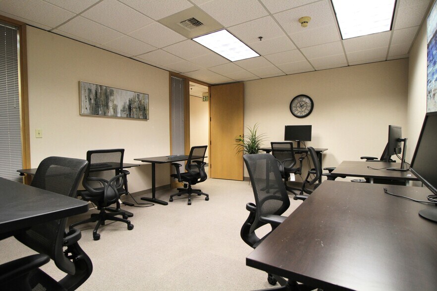 More Photos Of 22525 SE 64th Pl, Issaquah Office Residential For Lease