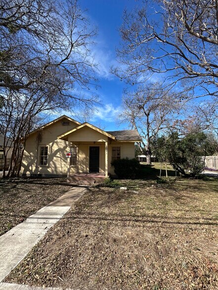 More Photos Of 4322 James Casey St, Austin Medical For Sale