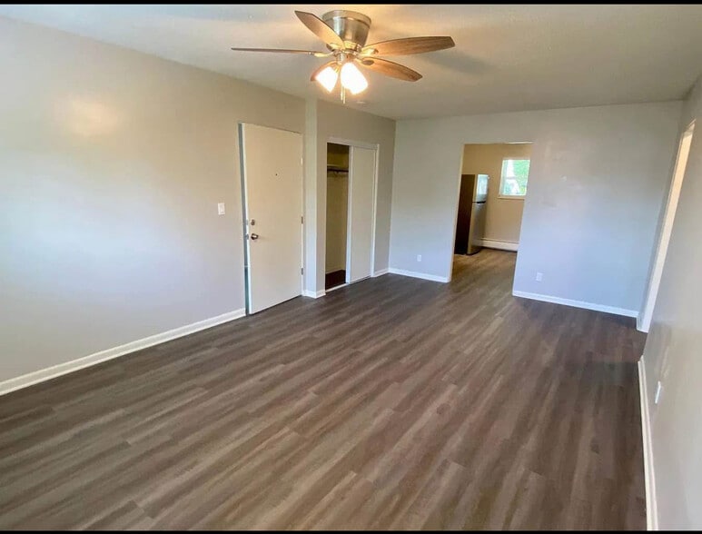 More Photos Of 2610 W 42nd Ave, Kansas City Apartments For Sale